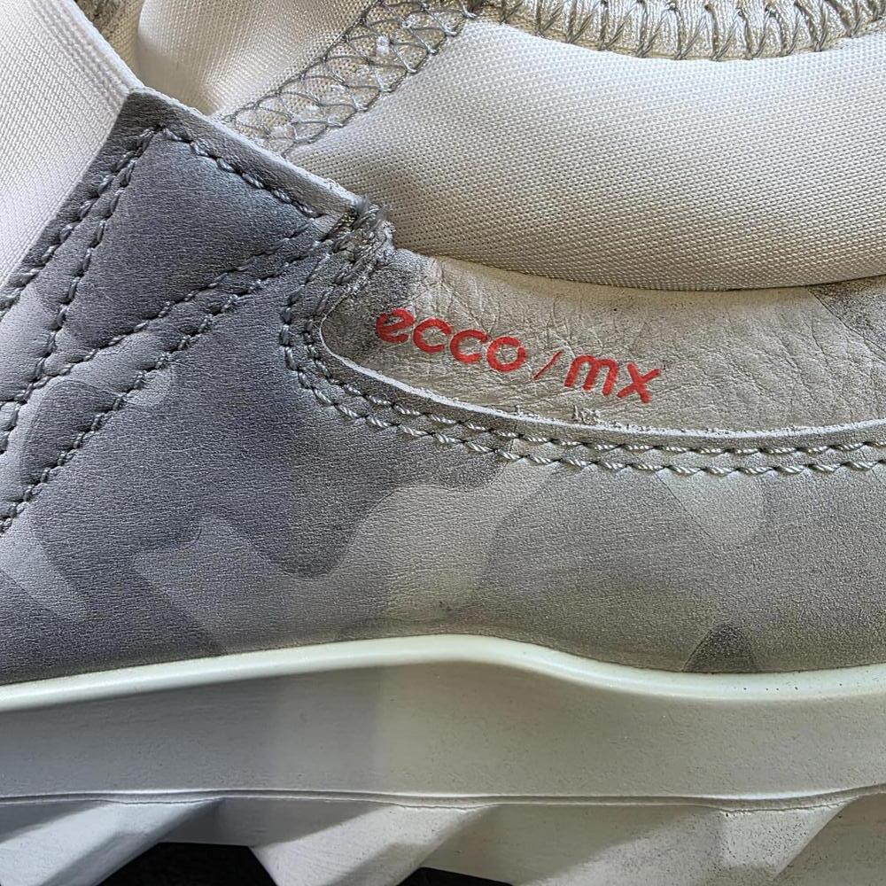ECCO Women's Mx Low Slip on Leather Sneaker Sz 9-9.5 - Picture 8 of 11